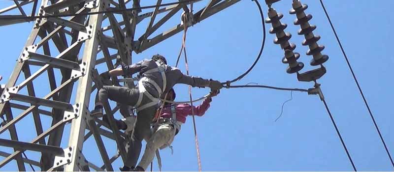 صيانة الشبكات الكهربائية وخطوط الجهد العالي