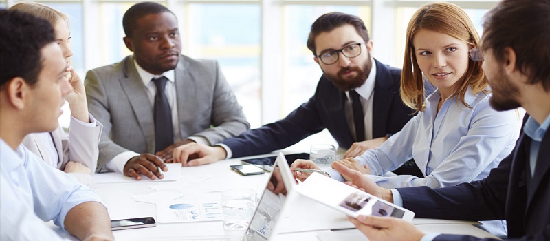 المهارات الإدارية والسلوكية للتميز في الأداء الوظيفي