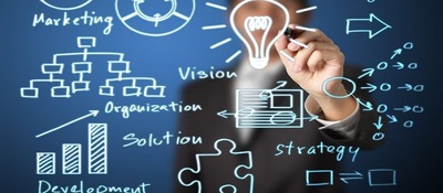 الإستراتيجيات الحديثة في الإدارة المتقدمـة والتمييز الإداري
